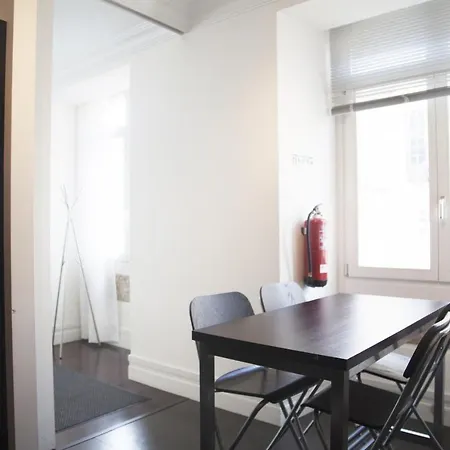 Flh Baixa Elegant شقة